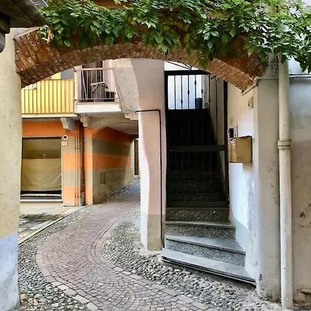 Casa Del Borghetto Apartment Intra